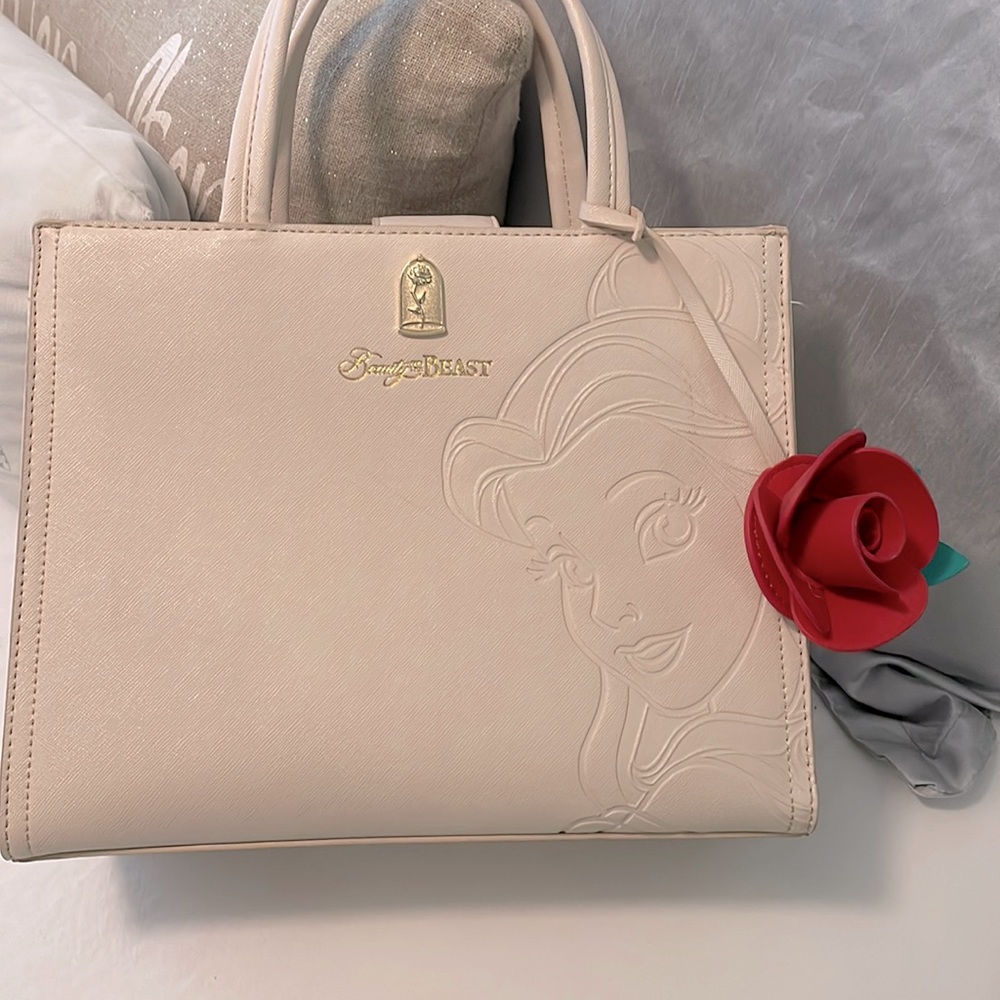 Beauty and the Beast Disney loungefly handbag! 🌹